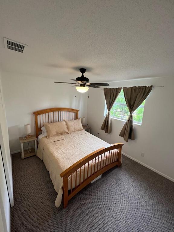 Villa House Of Shells, Beautiful Garden, Fenced Yard, Dog Friendly, Fire Pit! Crystal River Exterior foto